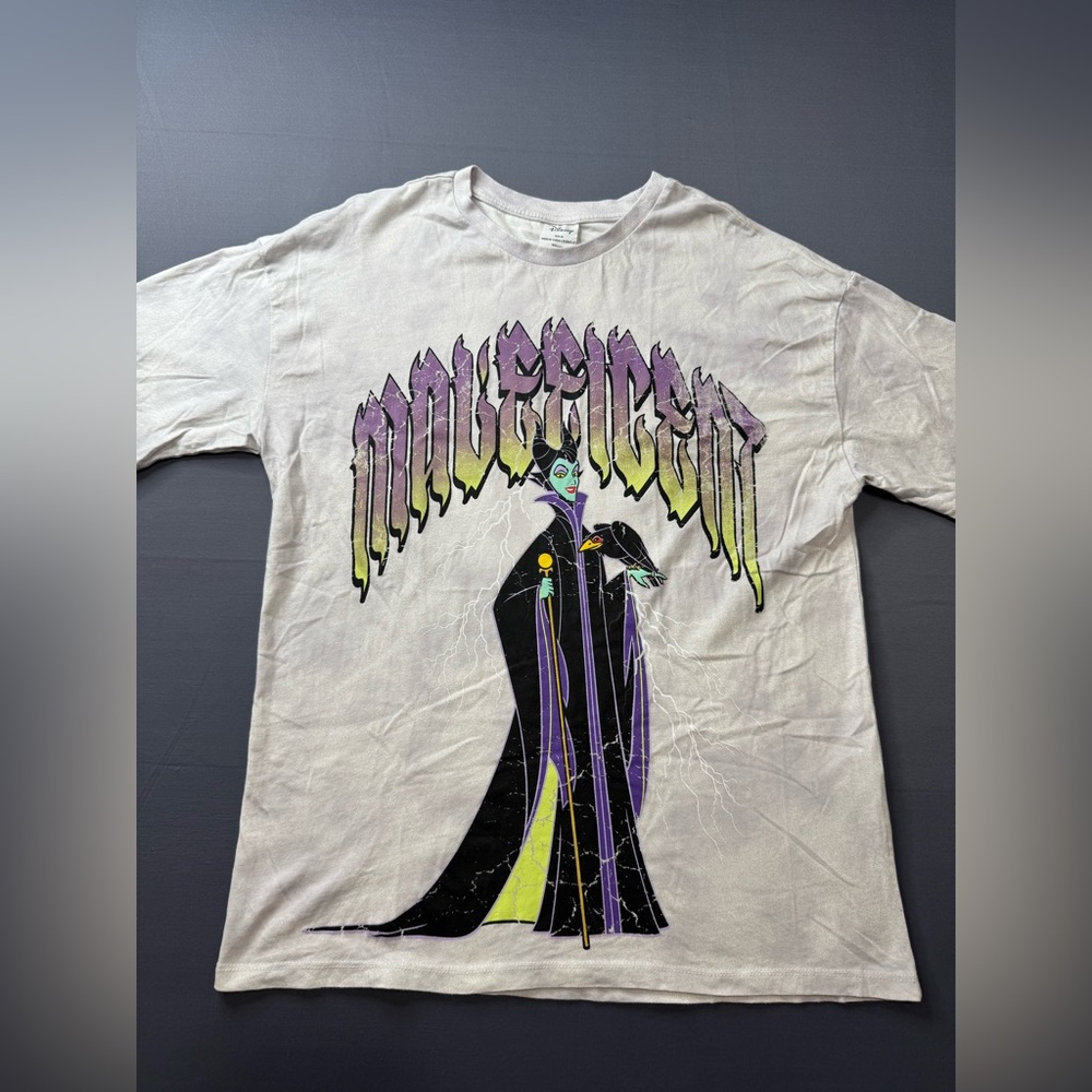Vintage maleficent Disney T-shirt, size size med Y2K #976